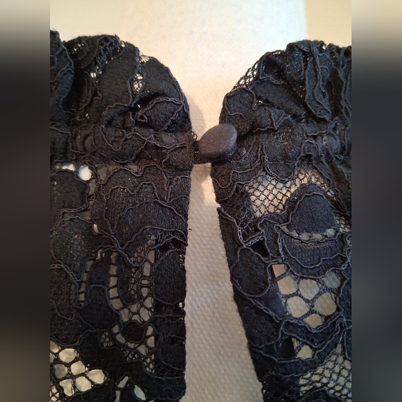 Hill House Millie Black Lace Blouse Size Small - Picture 5 of 13